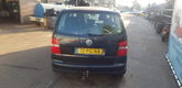 Volkswagen Touran - 2.0-16V FSI Trendline - 1 - Thumbnail