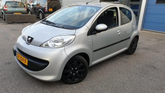 Peugeot 107 - 1.0-12V XR Automaat/Airco/Nw APK/Garantie - 1