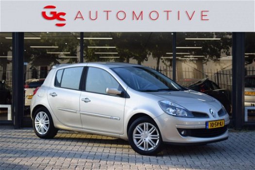 Renault Clio - 1.6-16V Initiale 112PK 5drs met climate control, cruise control, lmv en nwe koppeling - 1