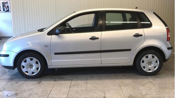 Volkswagen Polo - 1.2-12V 5drs AIRCO NIEUWE APK - 1