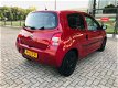 Renault Twingo - 1.2-16V Authentique Airco, Stuurbekrachtiging, Zeer Mooi - 1 - Thumbnail