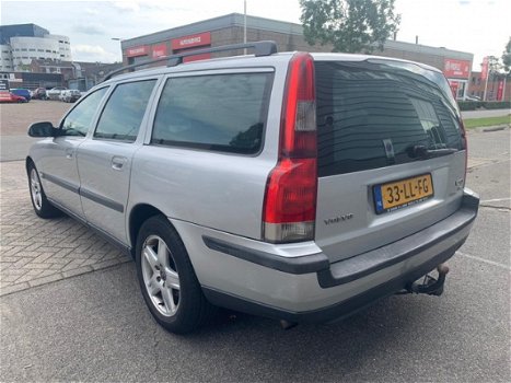 Volvo V70 - 2.4 D5 Geartronic Edition II ✅NAP|2XSLEUTELS|DEALERONDERH|Aut|leder|cruise|stoelverwarmi - 1