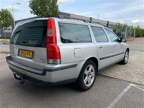 Volvo V70 - 2.4 D5 Geartronic Edition II ✅NAP|2XSLEUTELS|DEALERONDERH|Aut|leder|cruise|stoelverwarmi - 1