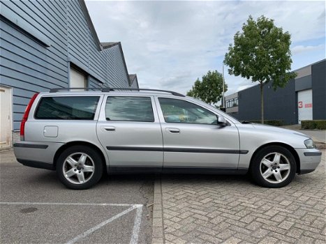 Volvo V70 - 2.4 D5 Geartronic Edition II ✅NAP|2XSLEUTELS|DEALERONDERH|Aut|leder|cruise|stoelverwarmi - 1