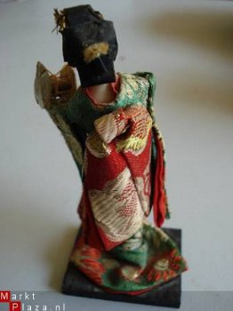 Japanse geisha 11,5 cm hoog op standaard oud poppetje - 1