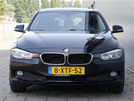 BMW 3-serie Touring - 316i 136pk Business VAN: € 18.395, - VOOR: 17.850, - 1