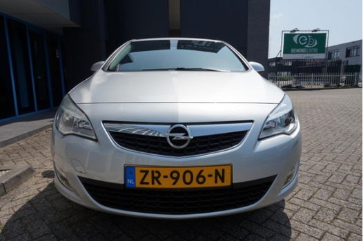 Opel Astra - 1.4 Turbo Cosmo automaat / navigatie - 1