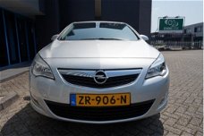 Opel Astra - 1.4 Turbo Cosmo automaat / navigatie