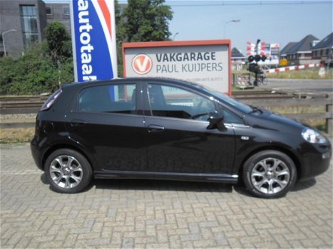 Fiat Punto Evo - 0.9 TwinAir Street - 1