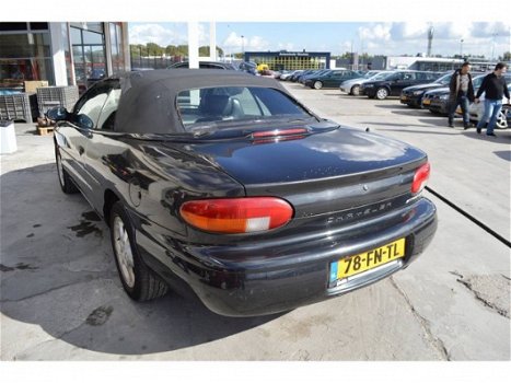 Chrysler Stratus - 2.0i 16V LE Convertible - 1