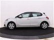 Peugeot 208 - 5-deurs Signature 1.2 PureTech 110pk * NAVIGATIE * PARKEERSENSOREN ACHTER *VOORRAADVOO - 1 - Thumbnail