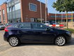 Volvo V40 - 2.0 D2 Momentum Business 120pk Navigatie, Trekhaak, Pdc, 6-versn - 1 - Thumbnail