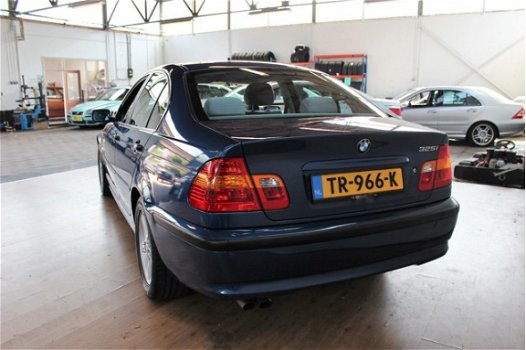 BMW 3-serie - 325i - BTW Auto - Youngtimer - Zeer nette staat - 1
