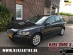Volvo V50 - 2.4 Young timer/PDC/Cruise - 1 - Thumbnail