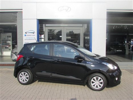 Hyundai i10 - 1.0i i-Motion Comfort - 1