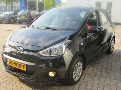 Hyundai i10 - 1.0i i-Motion Comfort - 1