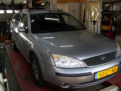 Ford Mondeo Wagon - 1.8-16V Centennial - 1