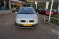 Renault Scénic - 1.5 dCi Privilège Luxe , 163dkm. RIJKLAARPRIJS incl nw apk/beurt & 3 mnd schaap gar - 1 - Thumbnail