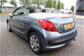 Peugeot 207 CC - 1.6 HDiF Airco, stoelverwarming, centrale vergrendeling, hardtop, apk bij afl - 1 - Thumbnail