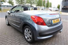 Peugeot 207 CC - 1.6 HDiF Airco, stoelverwarming, centrale vergrendeling, hardtop, apk bij afl