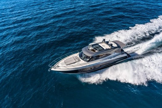 Riviera 5400 Sport Yacht Platinum Edition - 4