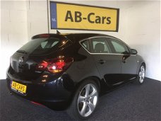 Opel Astra - 1.6 Turbo Cosmo Navi, Leer en Xenon