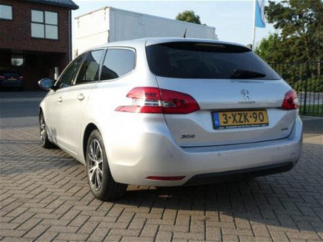 Peugeot 308 SW - 1.6 BlueHDI 120pk Limited Panorama Navigatie - 1