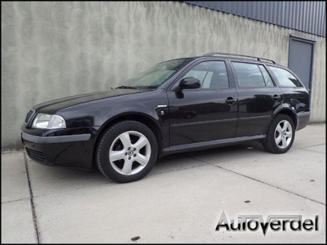 Skoda Octavia Combi - 1.6 Collection TOP AUTO airco - 1