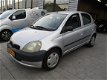 Toyota Yaris - 1.0-16V VVT-i Terra ZEER LEUKE 4 DEUSR AUTO - 1 - Thumbnail