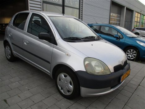 Toyota Yaris - 1.0-16V VVT-i Terra ZEER LEUKE 4 DEUSR AUTO - 1