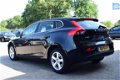 Volvo V40 - 2.0 D2 Momentum Xenon | Stoelverwarming | PDC - 1 - Thumbnail