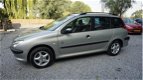 Peugeot 206 SW - 1.1 X-Design een hele nette station 159dkm nieuwe apk rijd zeer goed - 1 - Thumbnail