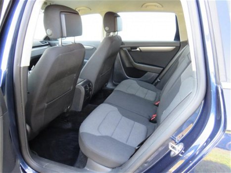 Volkswagen Passat Variant - 1.4 TSI Comfortline BlueMotion Navi Clima PDC Bluetooth Cruise - 1