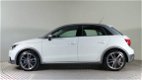 Audi A1 Sportback - 1.0 TFSI 95pk ACTIVE Navigatie|Licht en regensensor| | Fabrieks Garantie t/m 01- - 1 - Thumbnail