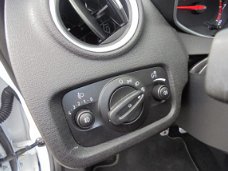 Ford Fiesta - 1.6 EcoBst 182PK 3D S/S ST-2 Navigatie / 17INCH