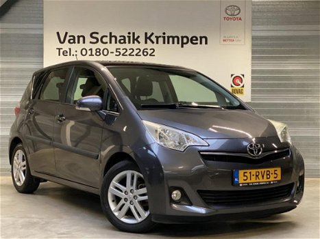 Toyota Verso S - 1.3 VVT-i Dynamic Panoramadak, Navigatie, Dealer onderhouden. Trekhaak. 2e eigenaar - 1