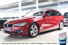 BMW 3-serie Touring - 320I UPGRADE EDITION LEER / XENON / SPORTSTOELEN /