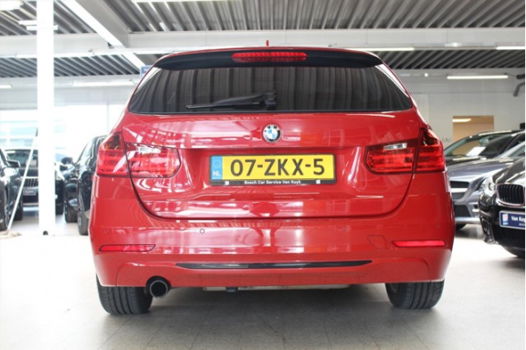 BMW 3-serie Touring - 320I UPGRADE EDITION LEER / XENON / SPORTSTOELEN / - 1