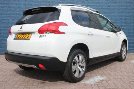 Peugeot 2008 - 1.2 Puretech 110pk Style | Navigatie | Ecc | LMV | 42.000km | - 1