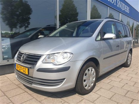 Volkswagen Touran - 1.6 Optive - 1