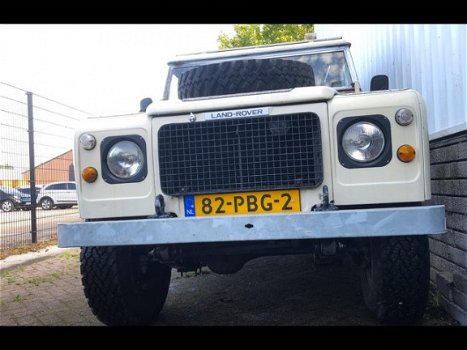 Land Rover 109 - 3.5 Stage One - 1