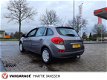 Renault Clio Estate - 1.6-16V 20th Anniversary AUTOMAAT - AIRCO - CRUISE CONTROL - TREKHAAK - 1 - Thumbnail