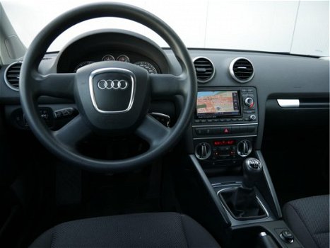 Audi A3 Sportback - 1.4 TFSI Attraction Pro Line Business Navigatie/18inch - 1