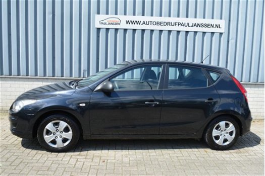 Hyundai i30 - 1.4i Active Cool | Airco OOK ZONDAG 19 JANUARI OPEN - 1