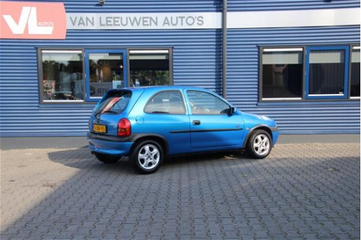 Opel Corsa - 1.6i-16V GSi | Sport uitvoering | Lichtmetalen velgen | Elektrische ramen | - 1