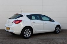 Opel Astra - 1.6 16v Style 85kW |PDC|ECC|STOELVERW