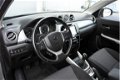 Suzuki Vitara - 1.6 Exclusive Navigatie | Trekhaak | Achteruitrijcamera | Airco (automatisch) - 1 - Thumbnail