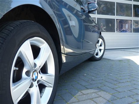BMW 1-serie - 116d Executive /Gr Navi/Bi-Xenon/Sport int/ NL auto/100% onderhouden - 1