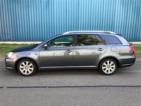 Toyota Avensis Wagon - 1.8 VVTi Luna Business Full Leer, Navigatie, Stoel Verwarming, Nap, Climate C - 1