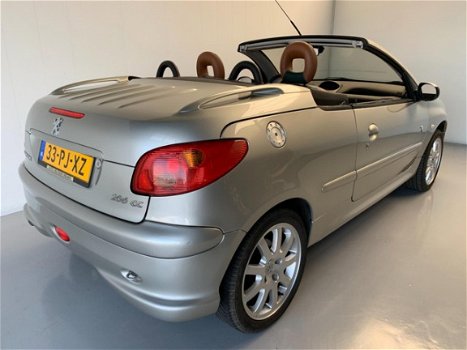 Peugeot 206 CC - 1.6-16V Roland Garros Automaat 118.692km NAP Leer Climate - 1